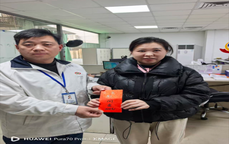 工会慰问住院员工，传递组织关切